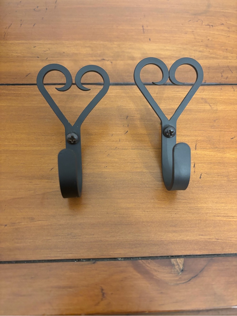 🖤Heart Scroll Black Wall Hooks - Home Wall Decor